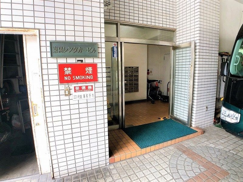 エントランス　エントランス