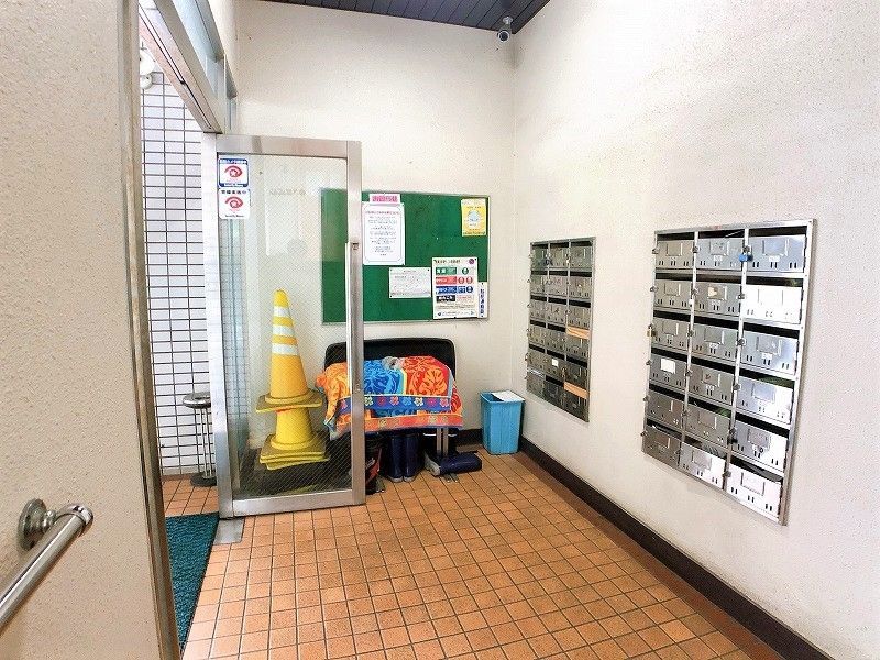 ロビー　エントランス