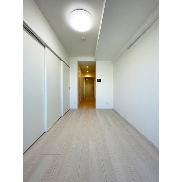 居室・リビング　☆明るい洋室☆