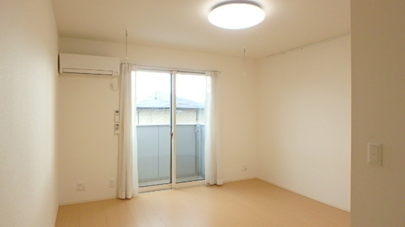 居室・リビング　図面と現状に相違がある場合には現状を優先