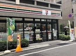 コンビニ　セブンイレブン中央区湊1丁目店（コンビニ）まで216m