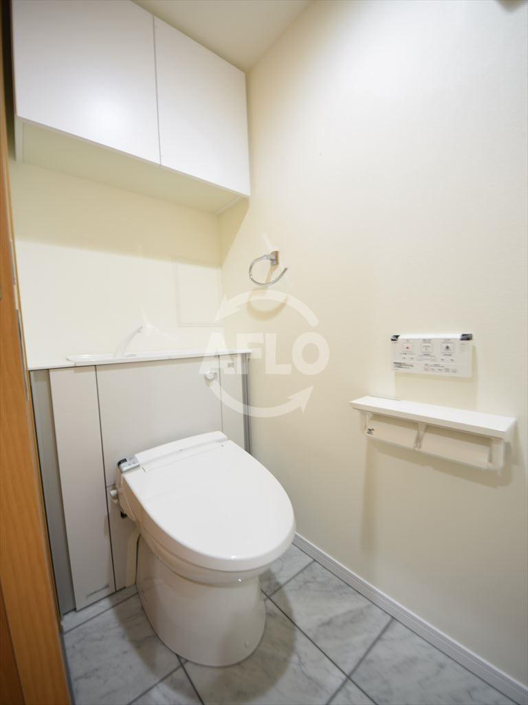 トイレ　リーガル南堀江　シャワートイレ