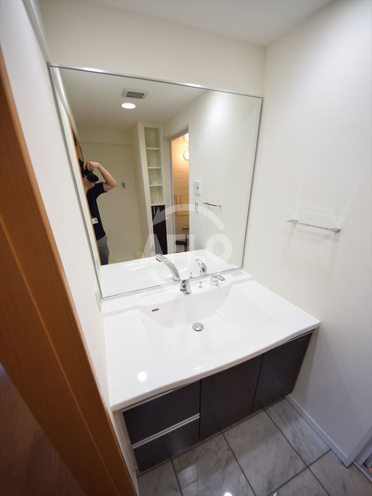 洗面設備　リーガル南堀江　独立洗面台