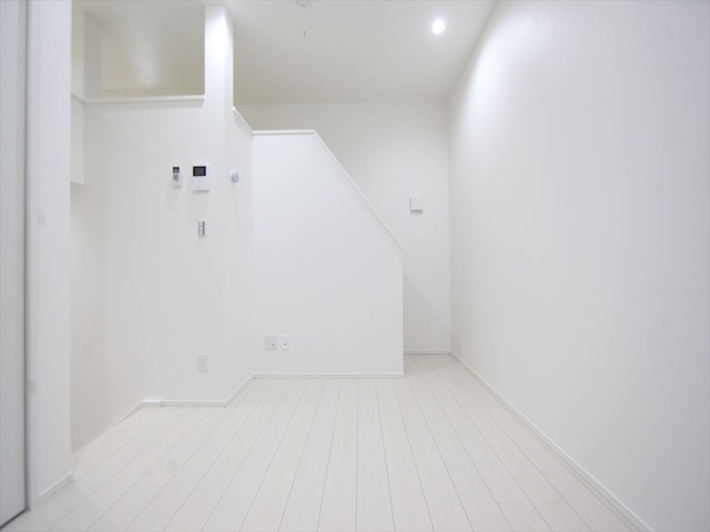 その他　洋室5.5帖　ロフト5.8帖（収納にも寝室にも使えます）