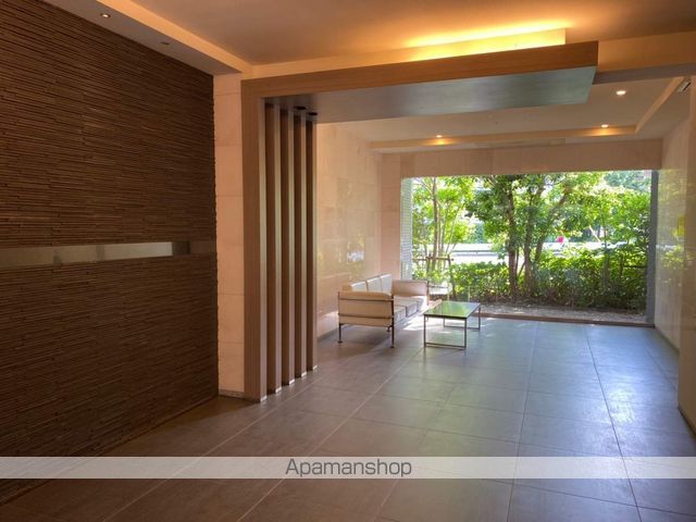 ロビー　ロビー