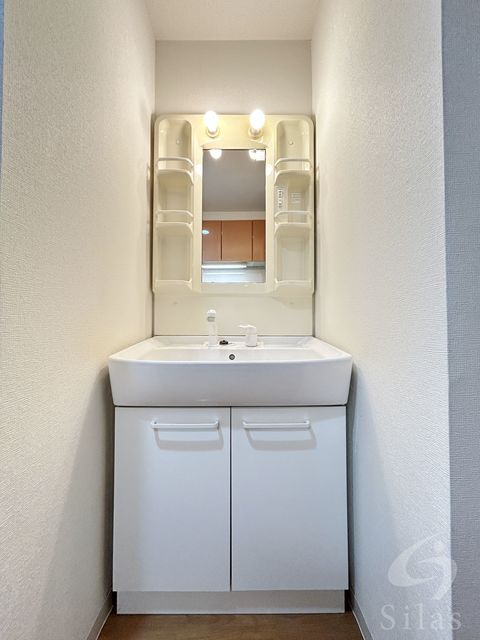 洗面設備　同仕様