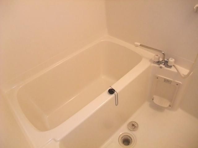 バス・シャワールーム　※別部屋写真