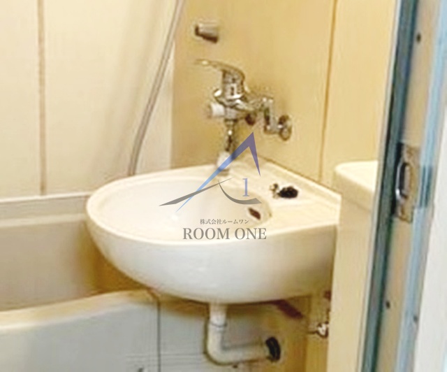 洗面設備　洗面台です。