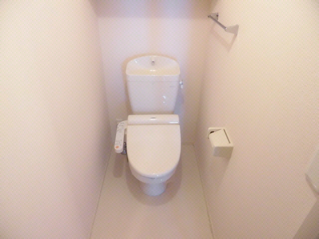 トイレ　同型モデル