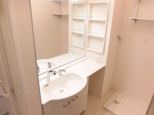 洗面設備　同型モデル