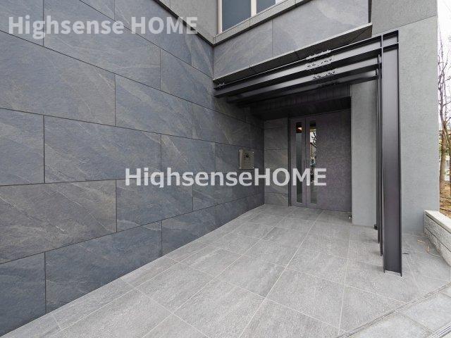 エントランス　清潔なエントランスです