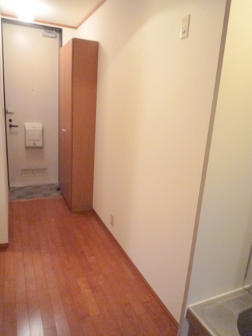 玄関　★広めのキッチンに色々と置けます★