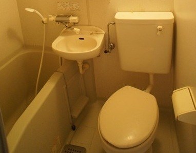 バス・シャワールーム