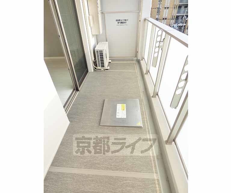 バルコニー　日当たり良好。
