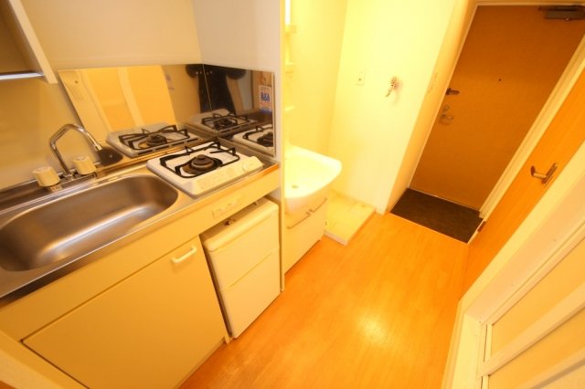 キッチン　冷蔵庫付き　エスリード福島駅前