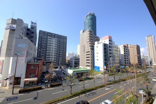 眺望　前面道路で明るいお部屋　エスリード福島駅前