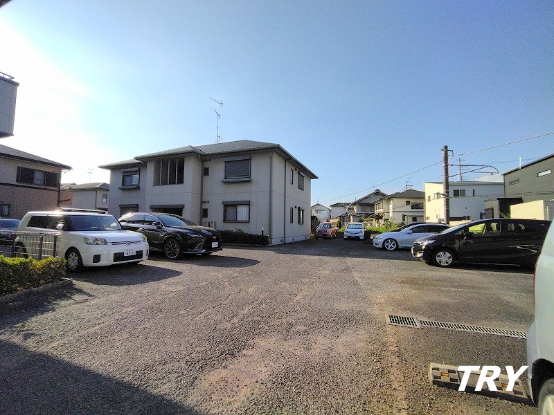 駐車場　敷地内駐車場