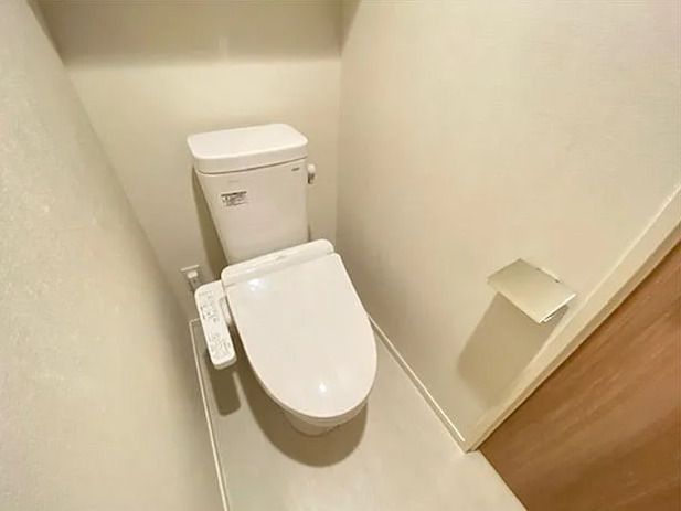 トイレ　写真は同タイプ住居です