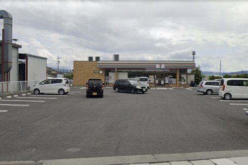 コンビニ　セブンイレブン 長野大豆島店（コンビニ）まで810m