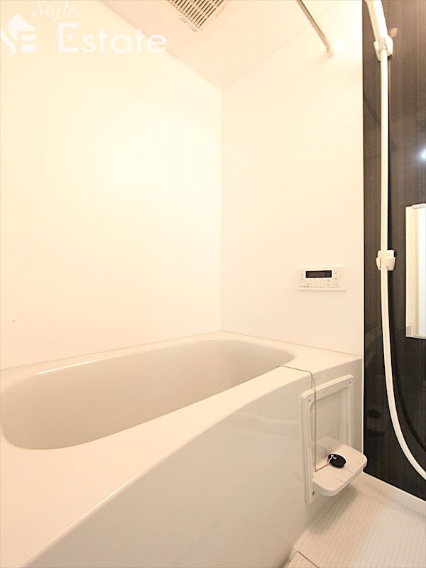 バス・シャワールーム　バスルーム