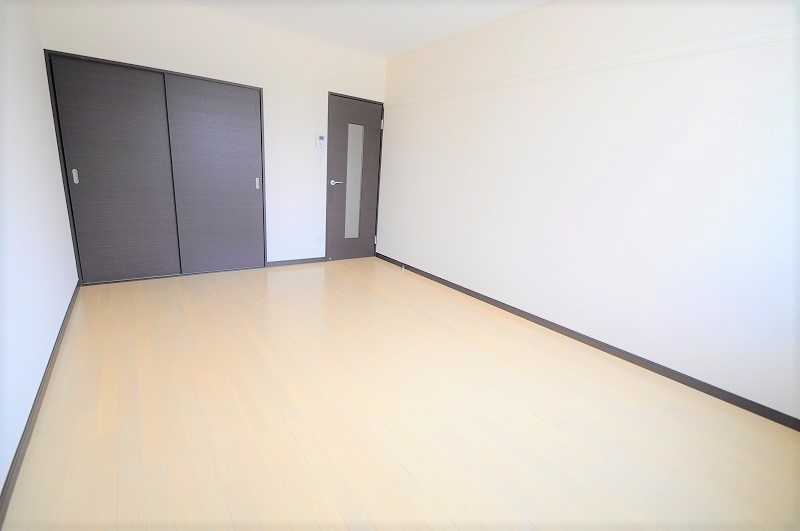 居室・リビング　同タイプの室内写真（現状と異なる場合があります）