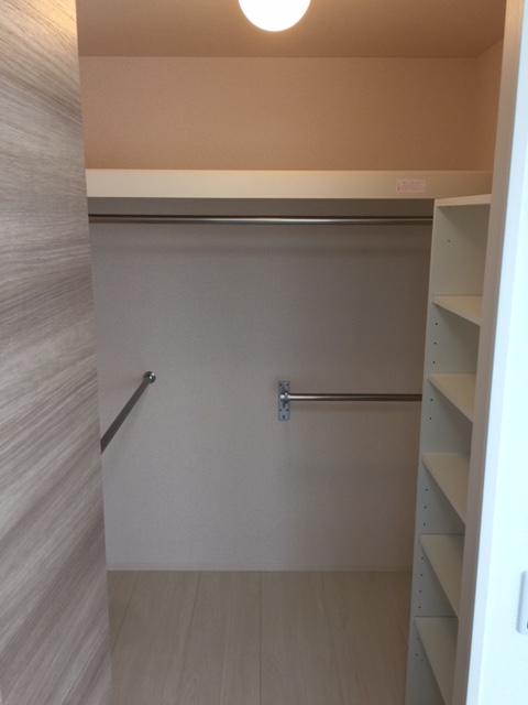 収納　ウォークインクローゼット付で収納たっぷり