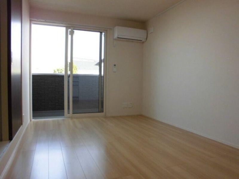 居室・リビング　図面と現状に相違がある場合には現状を優先