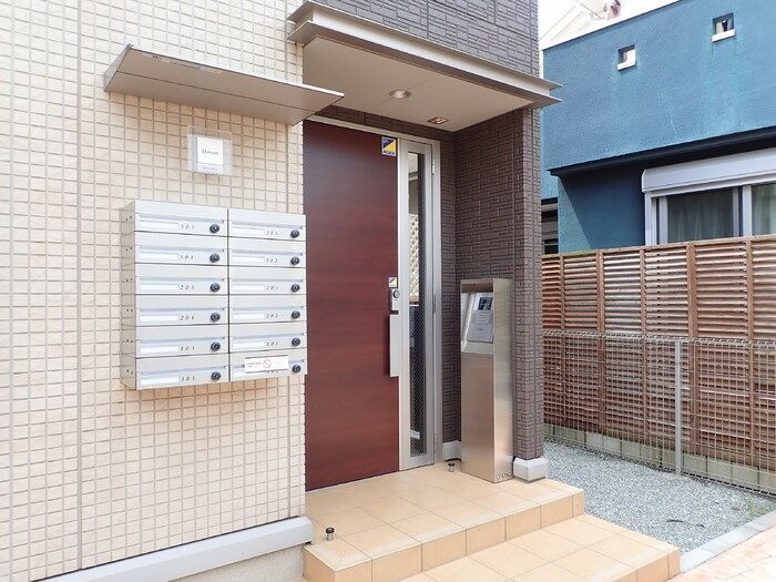 エントランス　★お部屋探しはタウンハウジング稲田堤店まで★