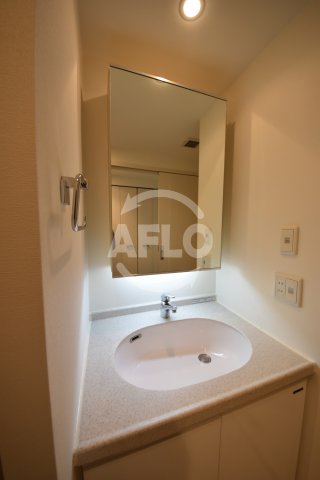 洗面設備　ベルファース大阪新町　室内洗濯機置き場