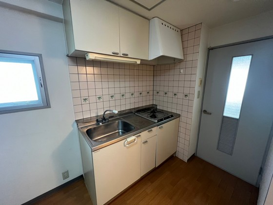 キッチン　※別号室の写真です