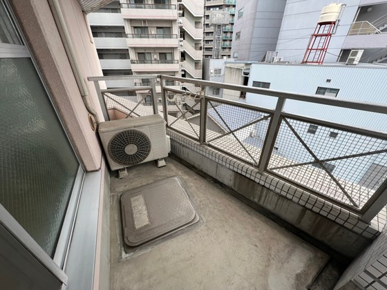バルコニー　※別号室の写真です