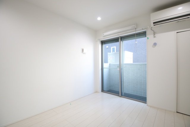 居室・リビング　※別室の参考写真の為、現況優先です。