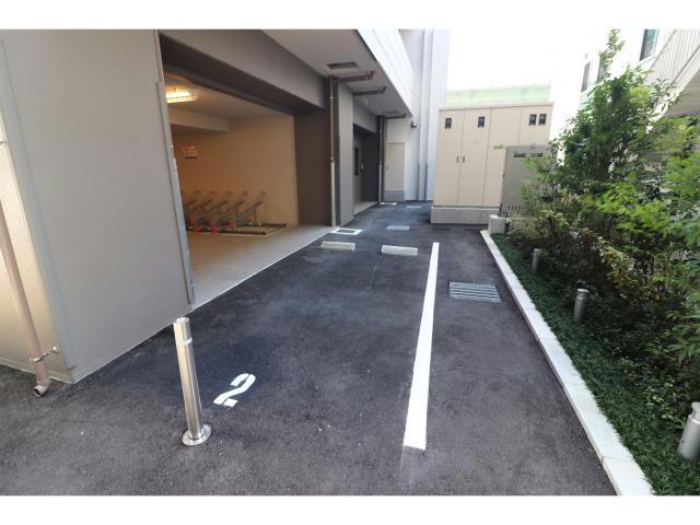 駐車場　駐車場