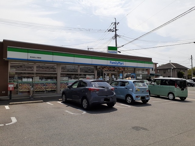 コンビニ　ファミリーマート新土河原店（コンビニ）まで500m