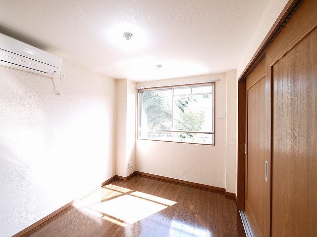 その他部屋・スペース　日当たり良好で明るいお部屋です