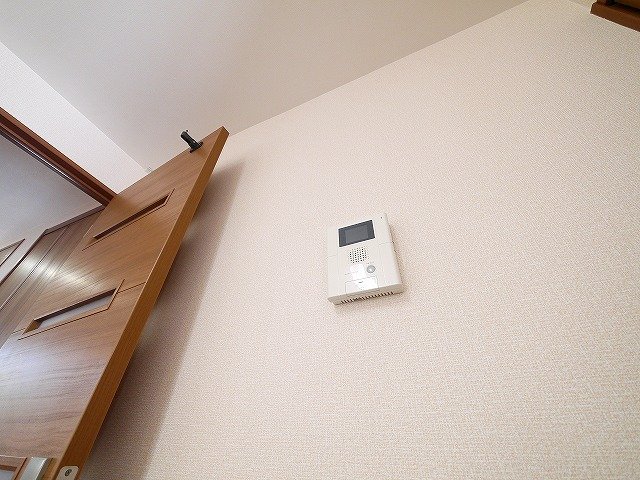 セキュリティ　モニター付きインターホンです
