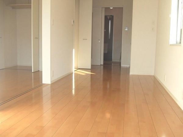 居室・リビング　広々リビング