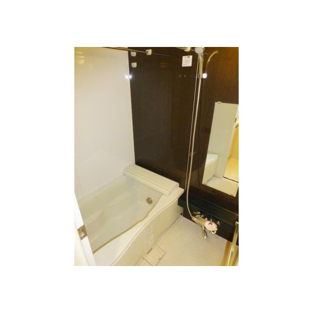 バス・シャワールーム　バスルーム