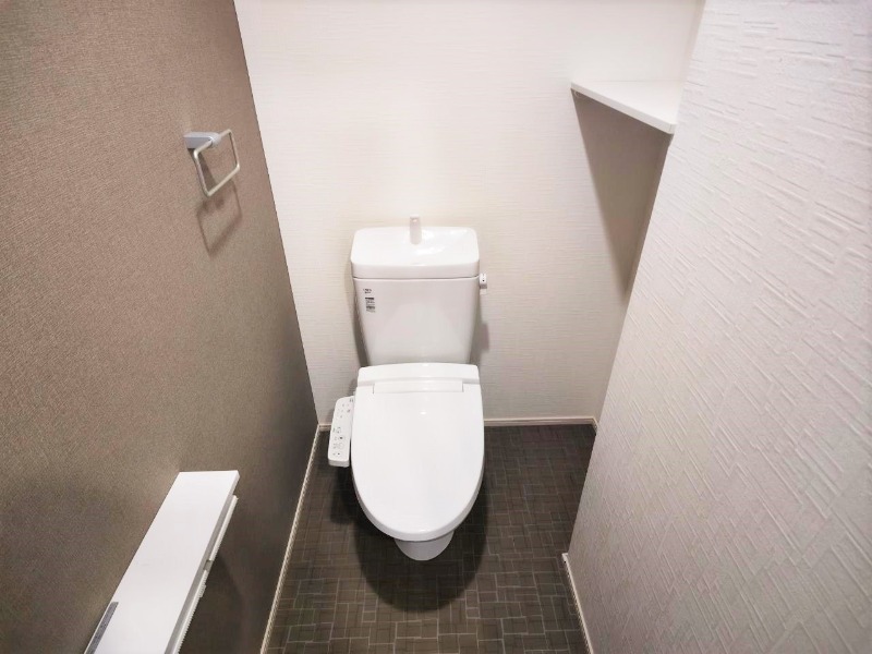 トイレ　別号室イメージ