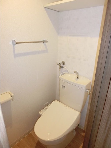 トイレ　ウォシュレット付トイレです♪