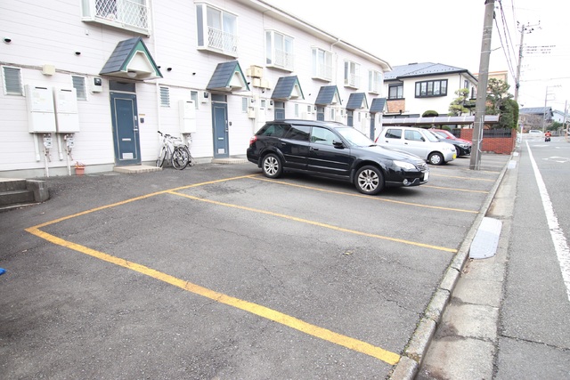 駐車場　駐車場要空き確認