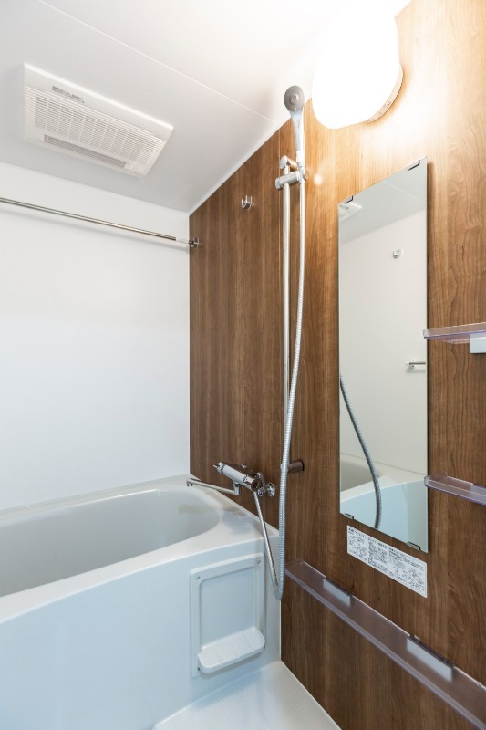 バス・シャワールーム　風呂