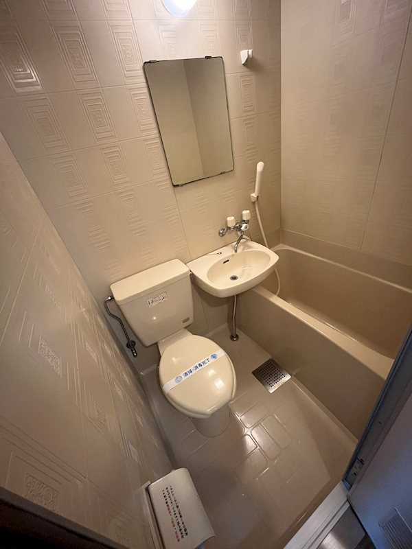 バス・シャワールーム　※別号室の参考写真です★（実際のお部屋とは異なります）