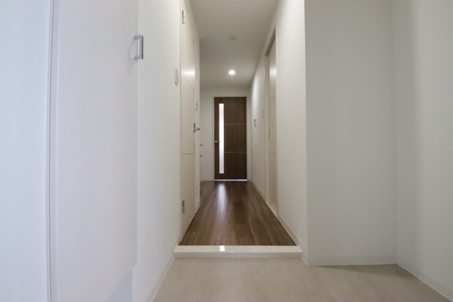 玄関　※別室の参考写真の為、現況優先です。