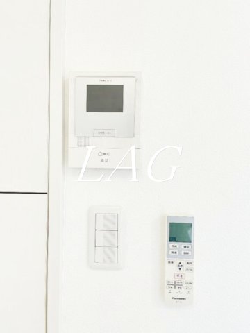 セキュリティ　モニター付きインターホンです。