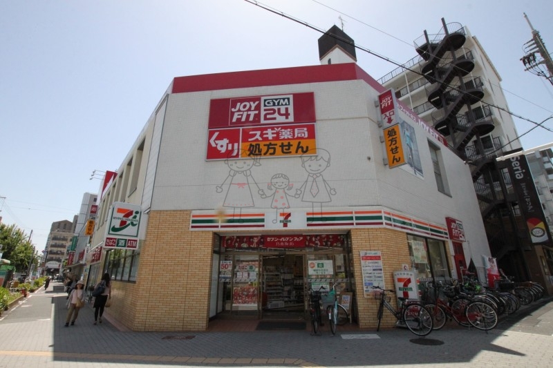 コンビニ　セブンイレブン大阪昭和町駅前店（コンビニ）まで158m