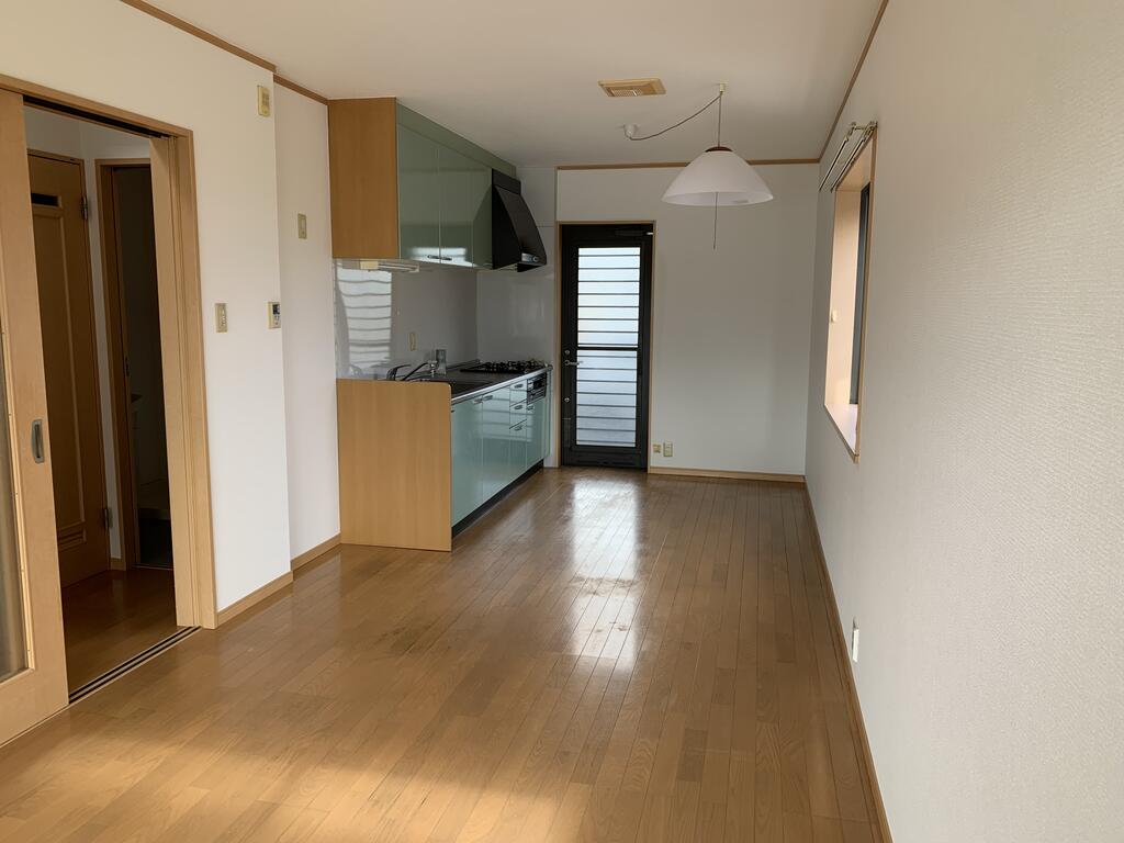 居室・リビング　床、貼り替えしました！