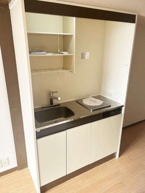 キッチン　１口ＩＨコンロ付のミニキッチン