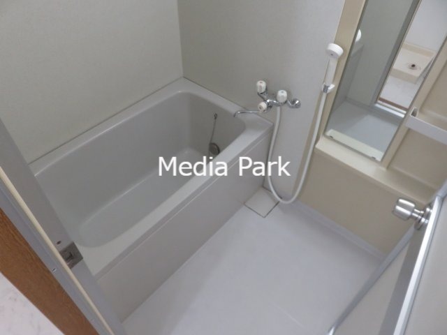 バス・シャワールーム　ファーレ野川