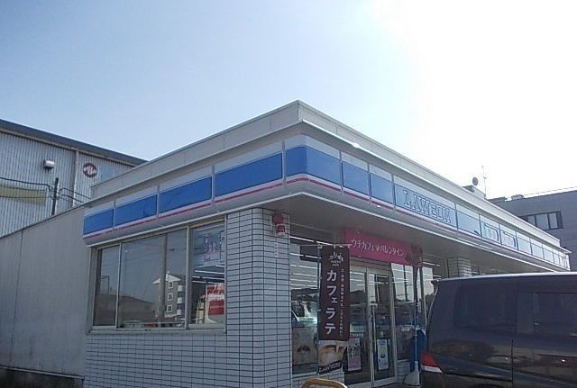 コンビニ　ローソン横浜金井町店（コンビニ）まで1030m